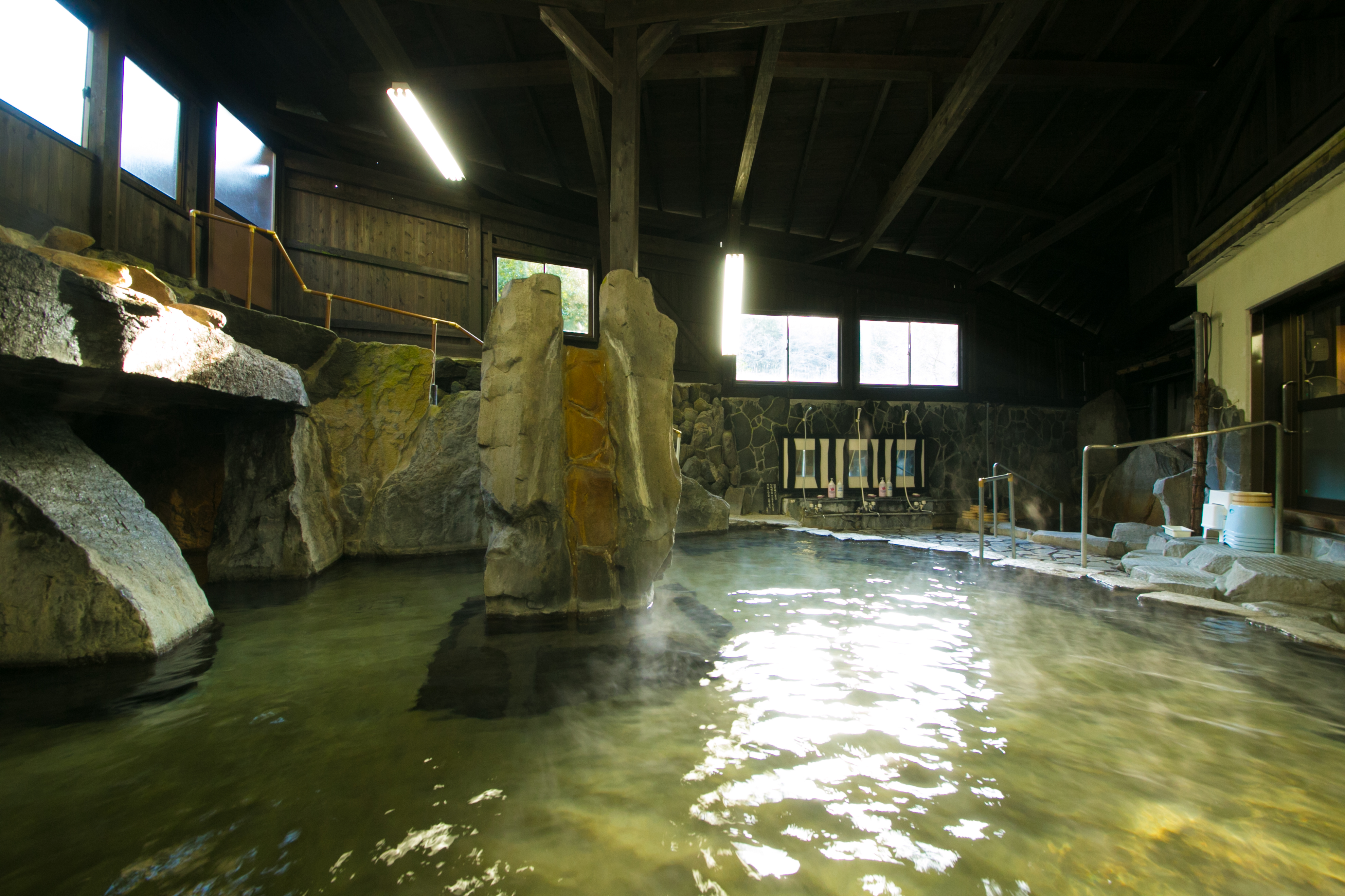 夫婦円満風呂 宝泉寺温泉 季の郷 山の湯